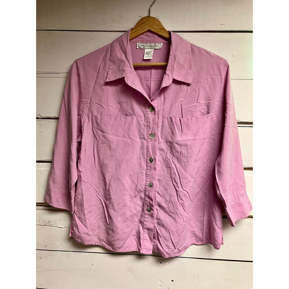 Silk Essentials Blouse Size Medium.